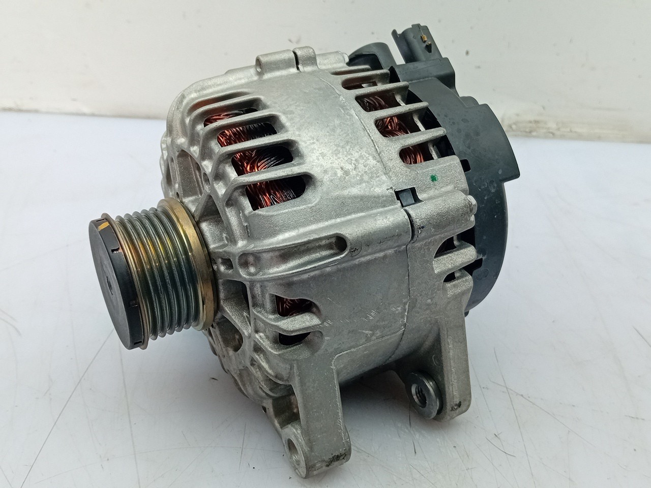Alternador