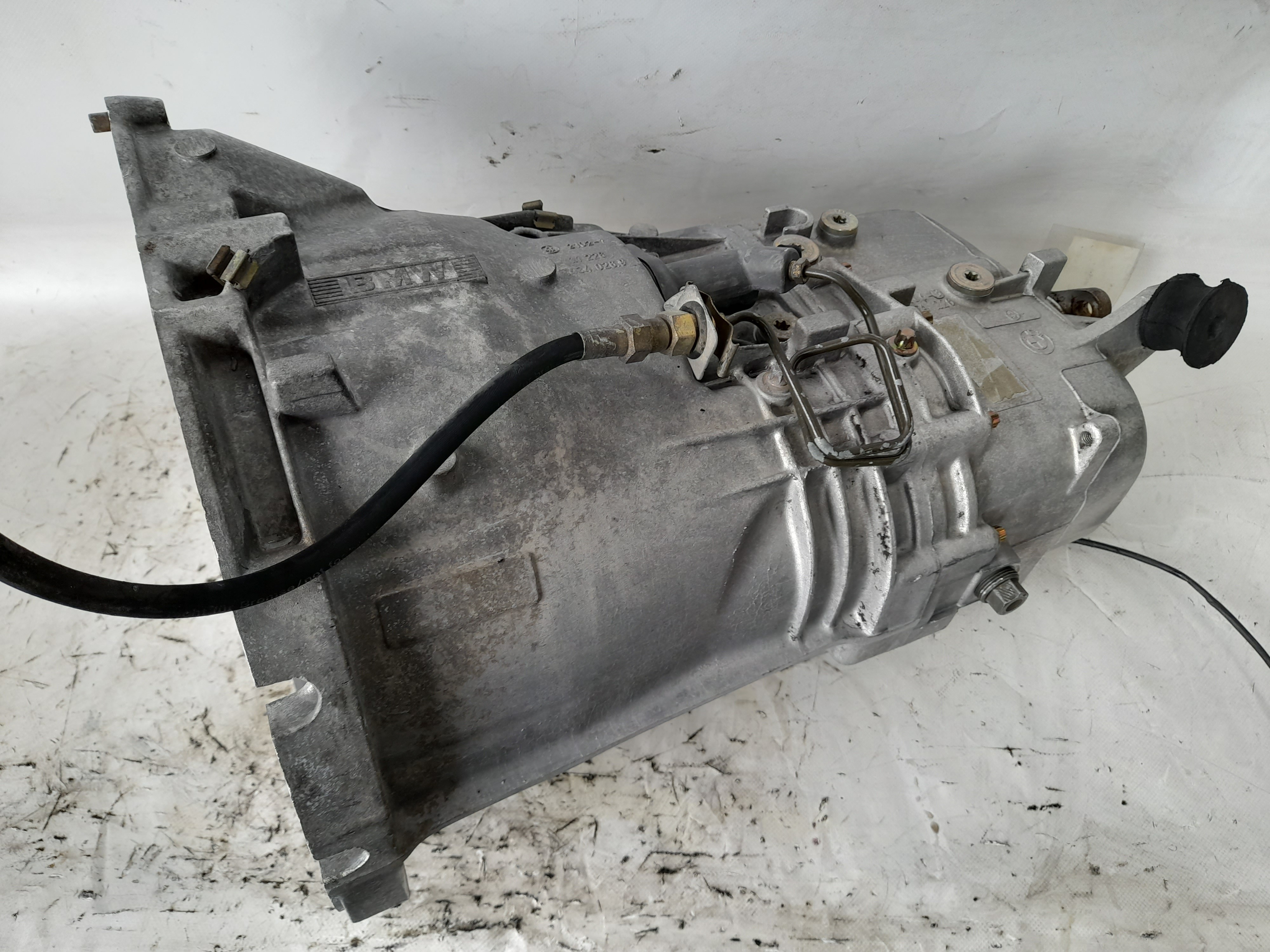 Manual gearbox BMW 3 (E46) Imagem-1
