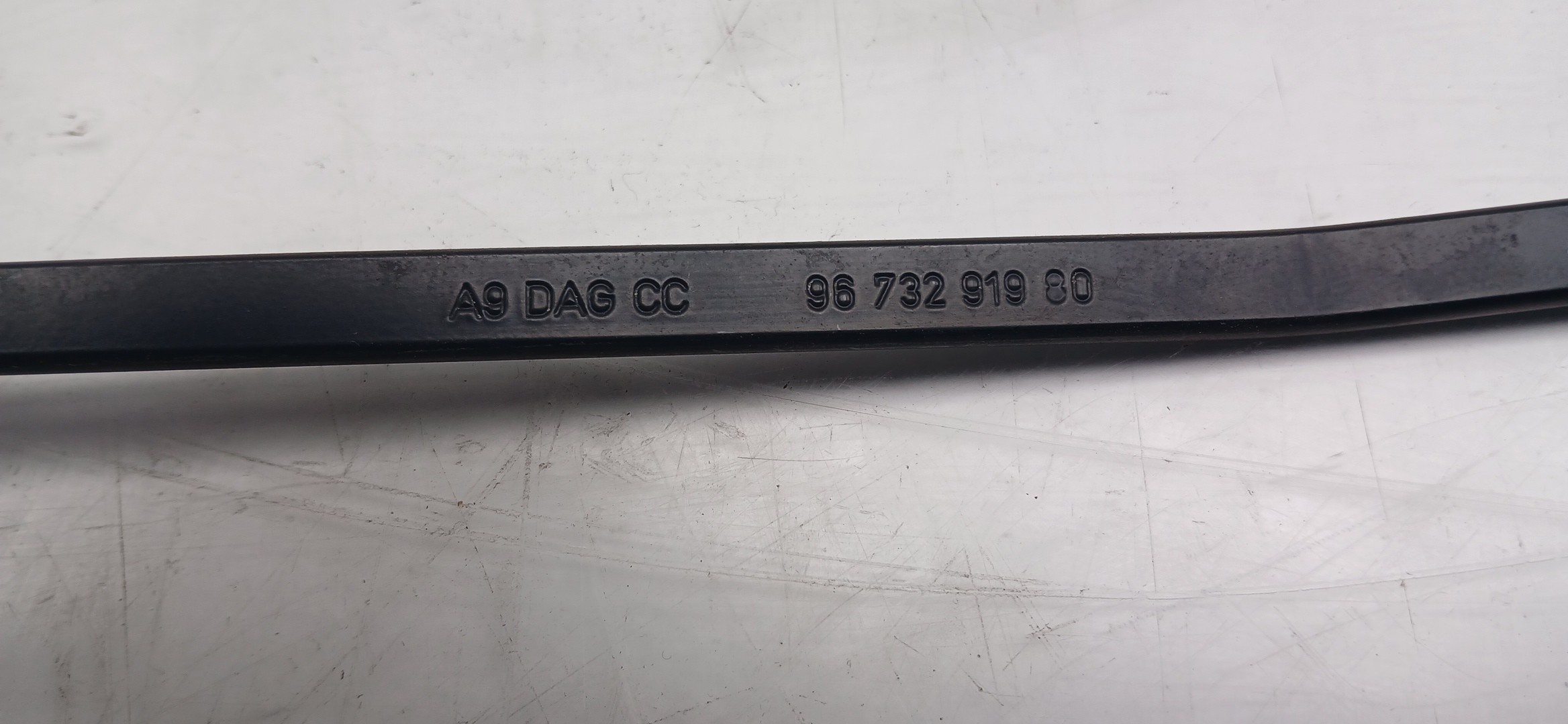 Windscreen wiper arm Left front PEUGEOT 208 Imagem-2