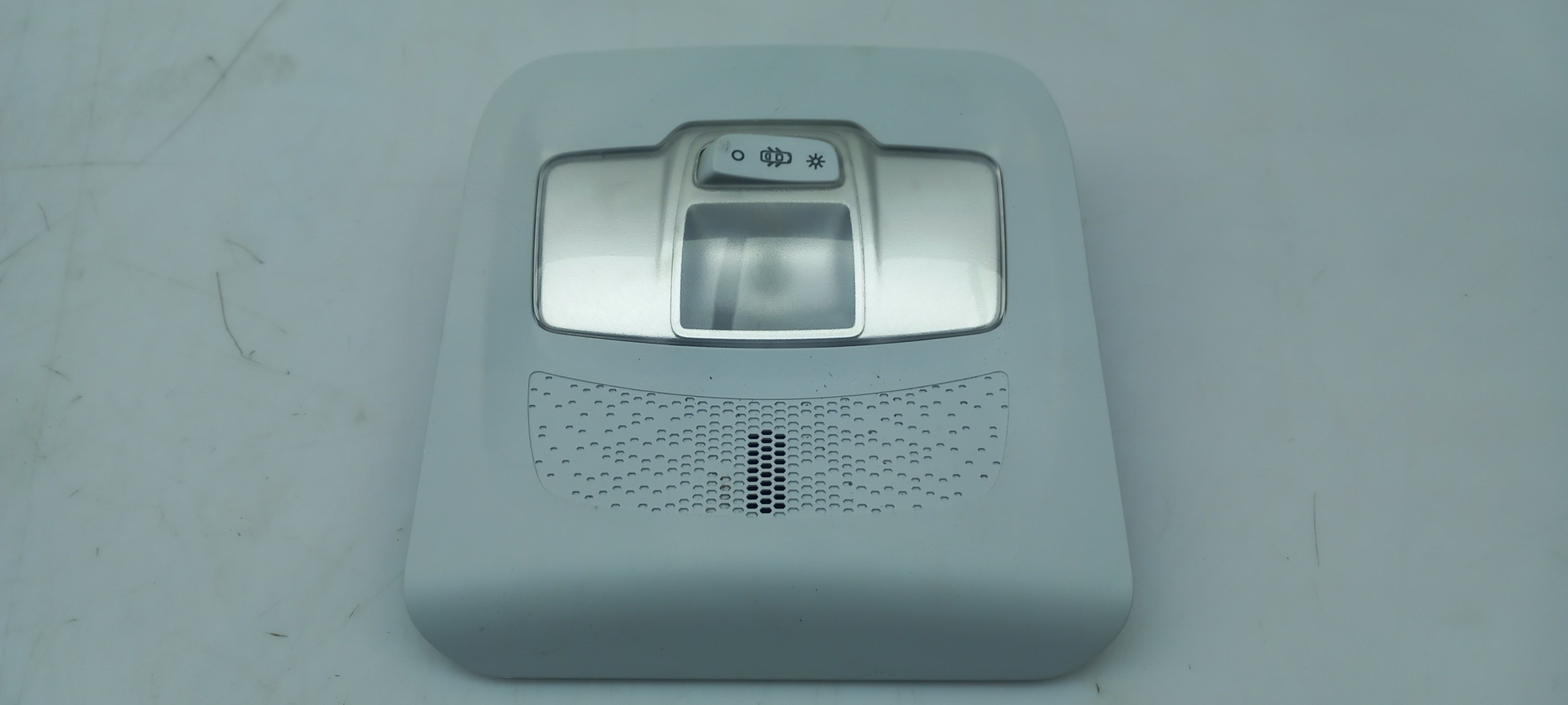 Plafonier frente PEUGEOT 208 Imagem-1