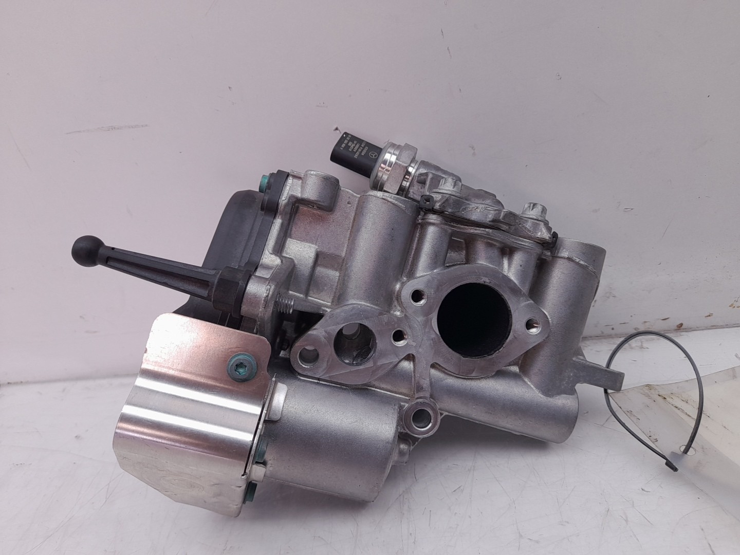 EGR valve MERCEDES-BENZ GLC (X253) Imagem-1