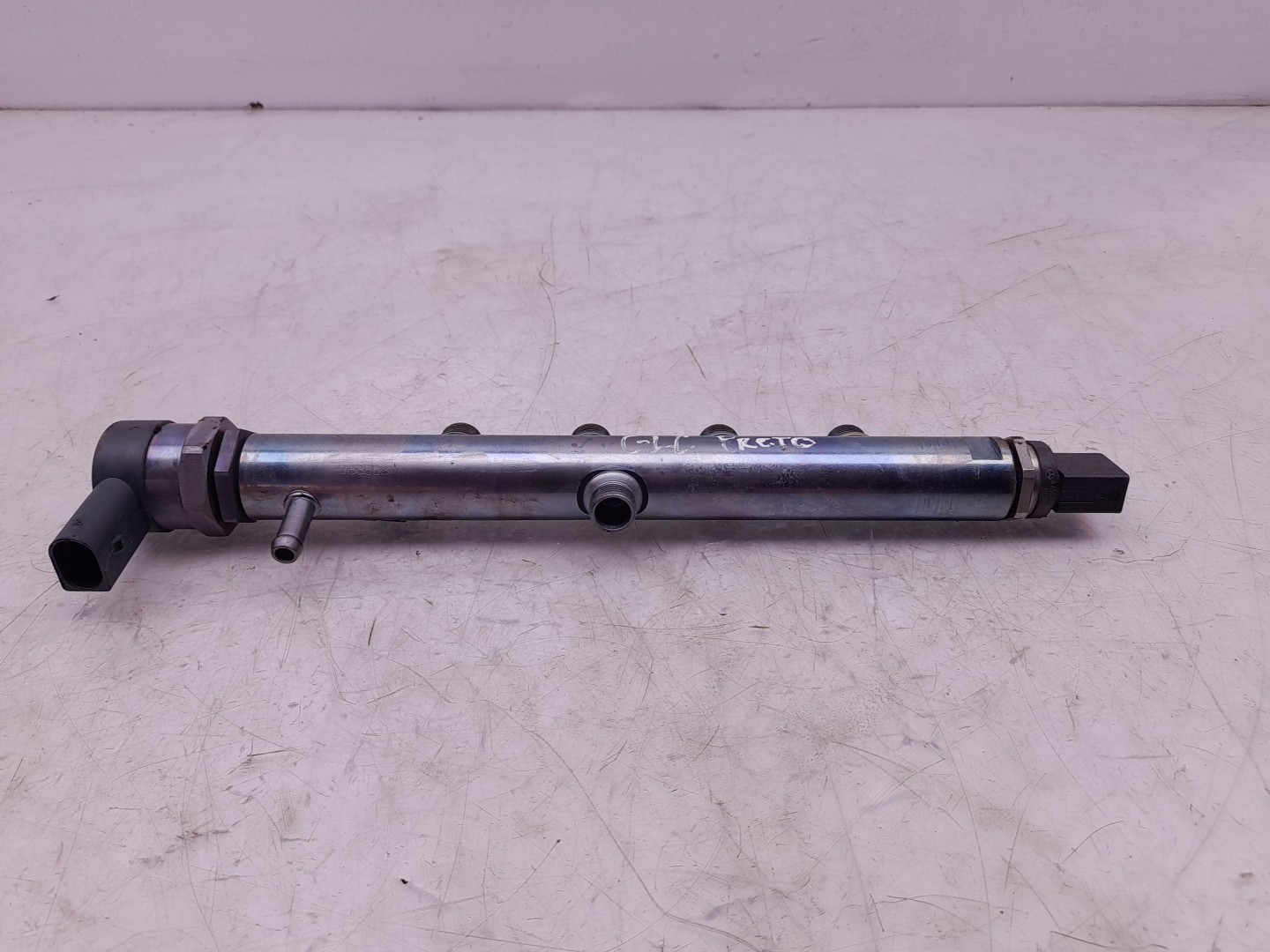 Rampe d'injection MERCEDES-BENZ GLC (X253) Imagem-1