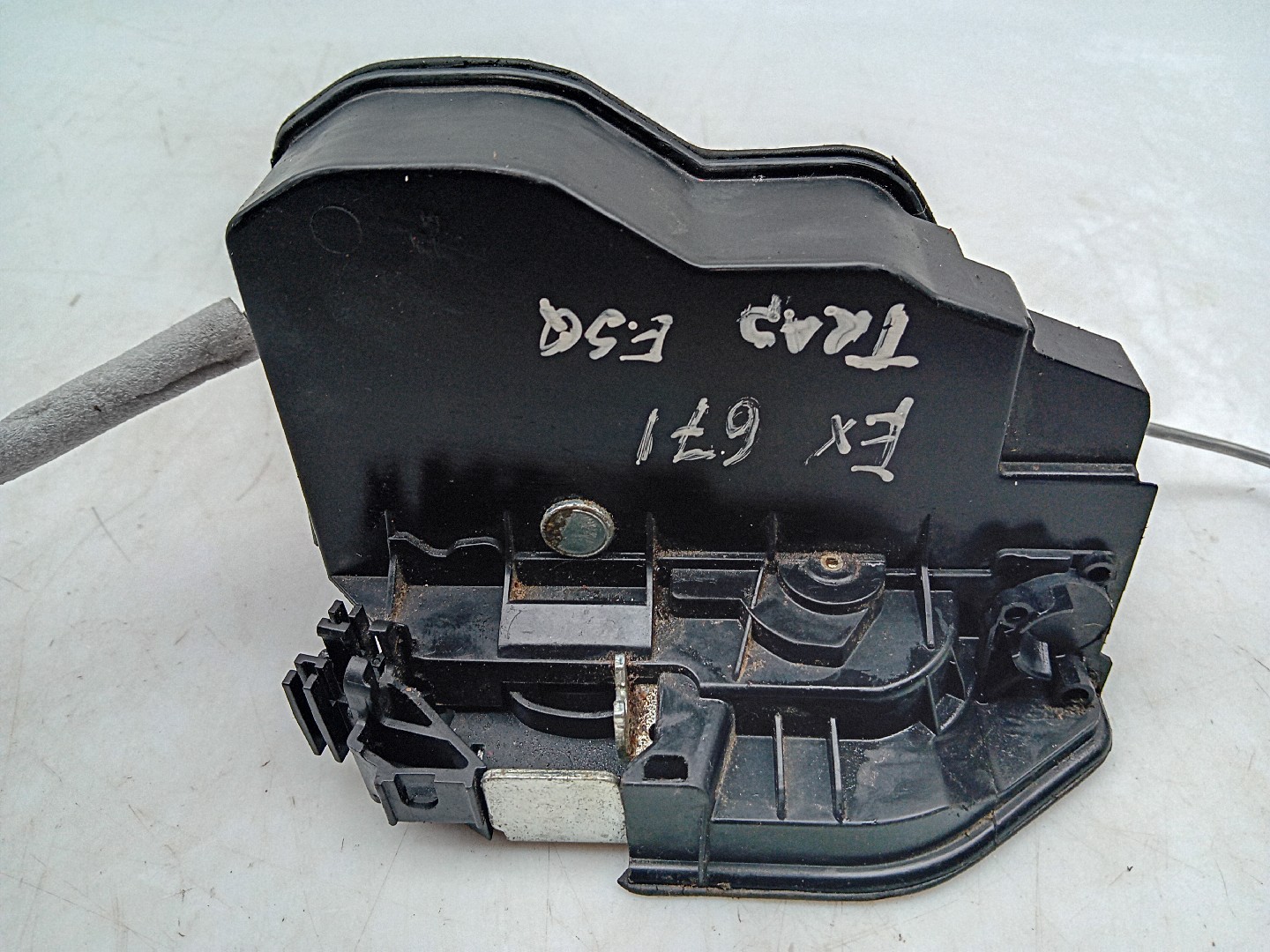 Fechadura / fecho porta trás esquerdo BMW 1 (F20) Imagem-1