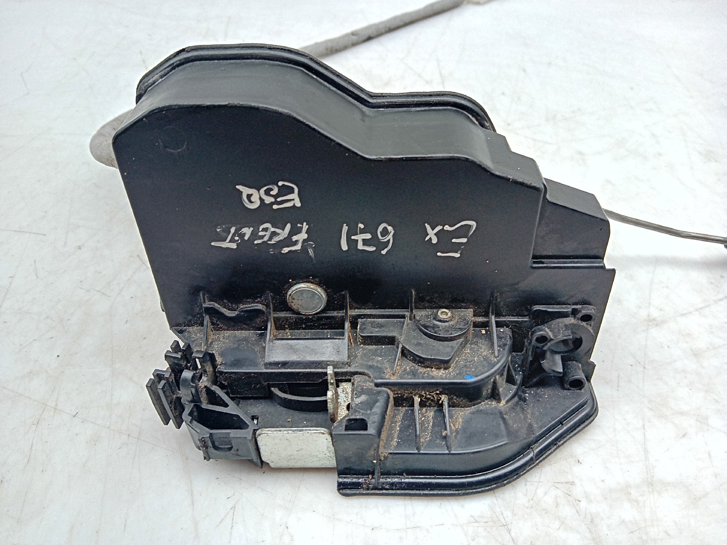 Fechadura / fecho porta frente esquerdo BMW 1 (F20) Imagem-1