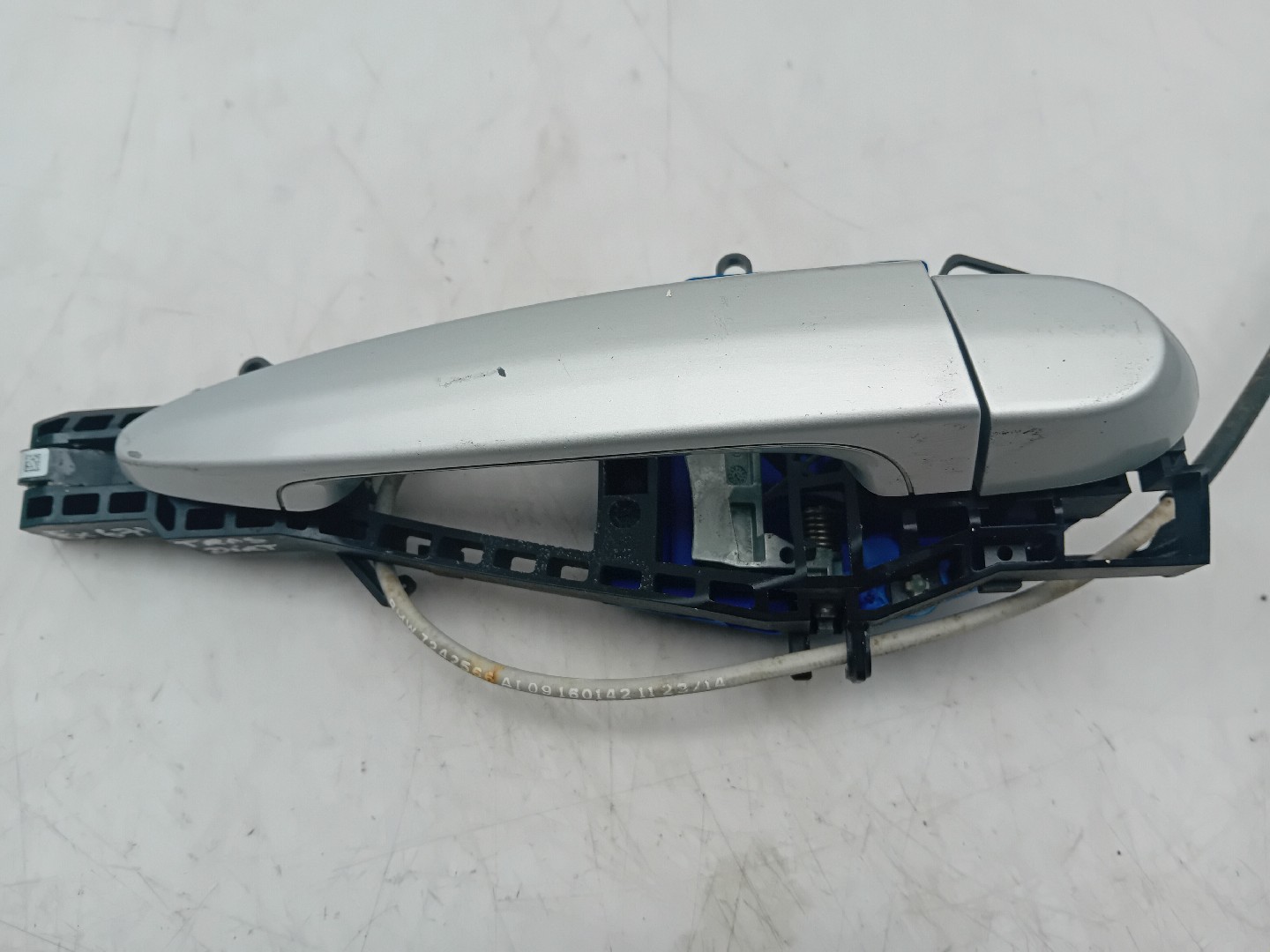 Puxador porta trás direito BMW 1 (F20) Imagem-1