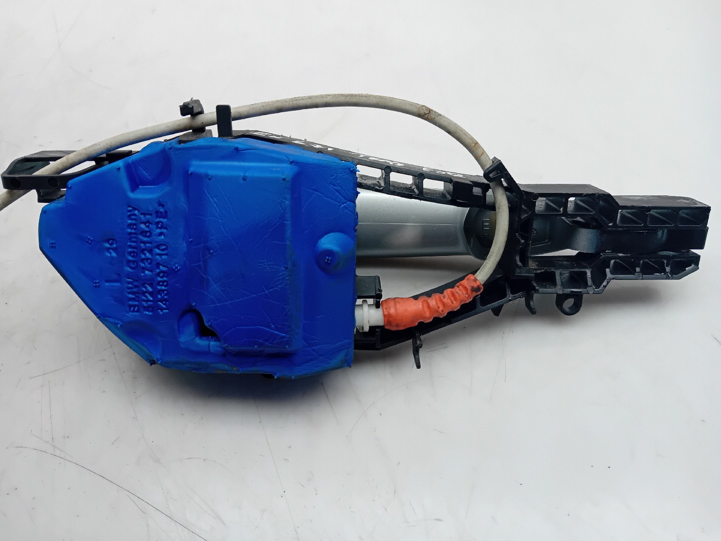 Puxador porta trás esquerdo BMW 1 (F20) Imagem-1