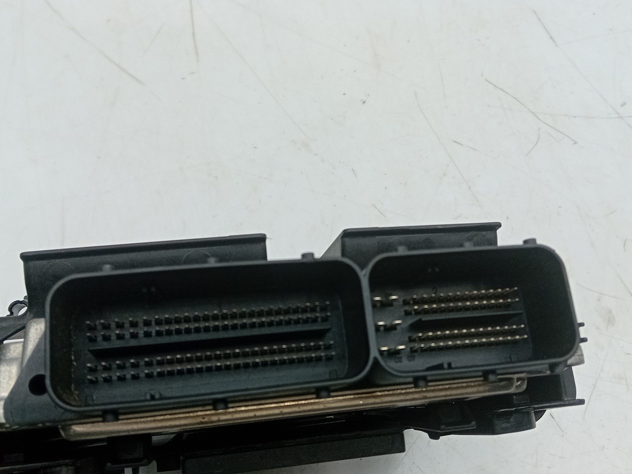 Centralina motor / ECU BMW 1 (F20) Imagem-1