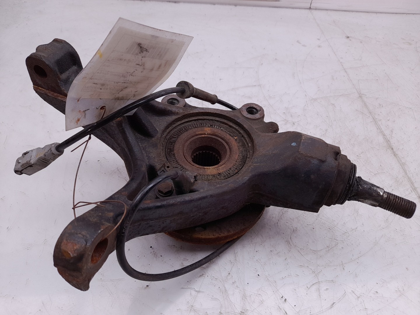 Left front steering knuckle PEUGEOT 308 SW Imagem-1