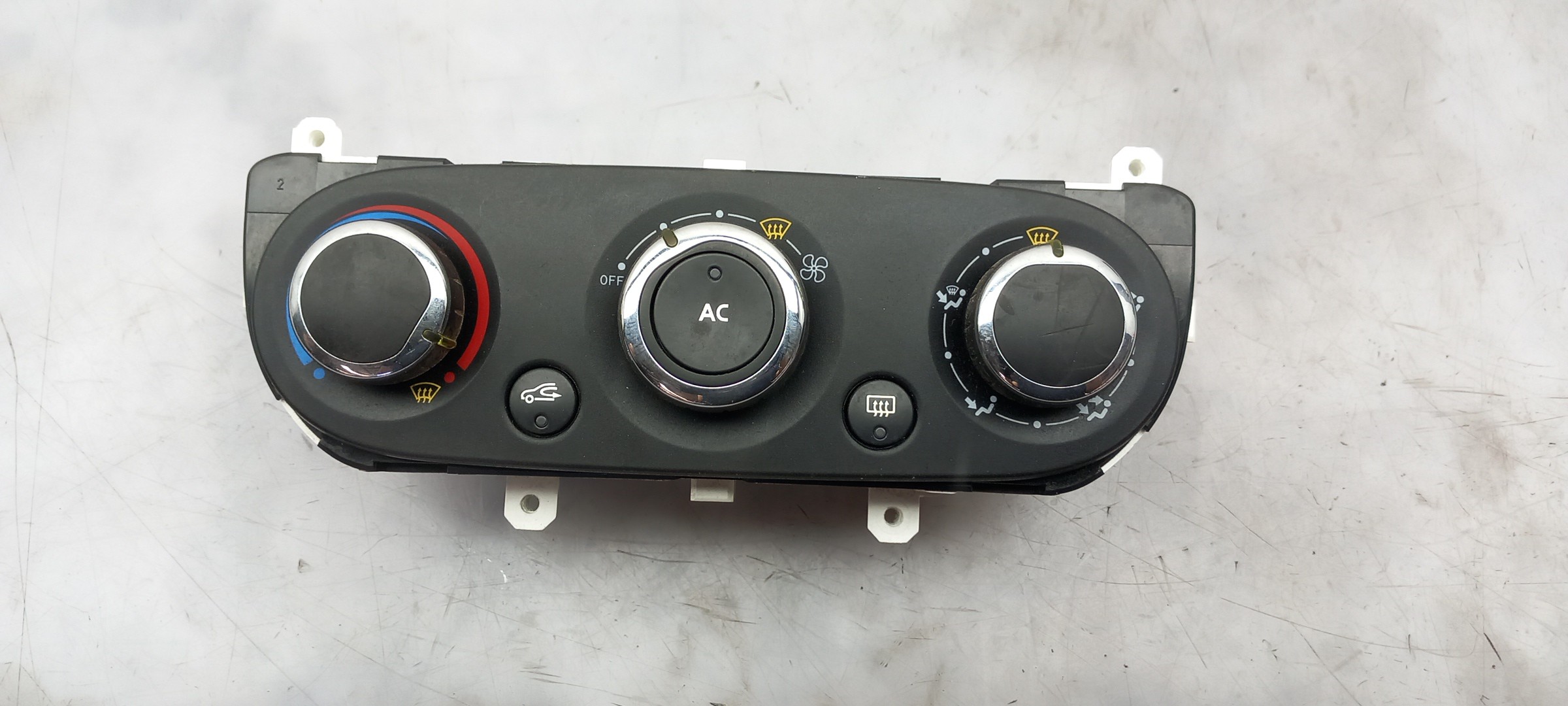 Bouton / interrupteur climatisation RENAULT Clio IV (BH_) Imagem-0