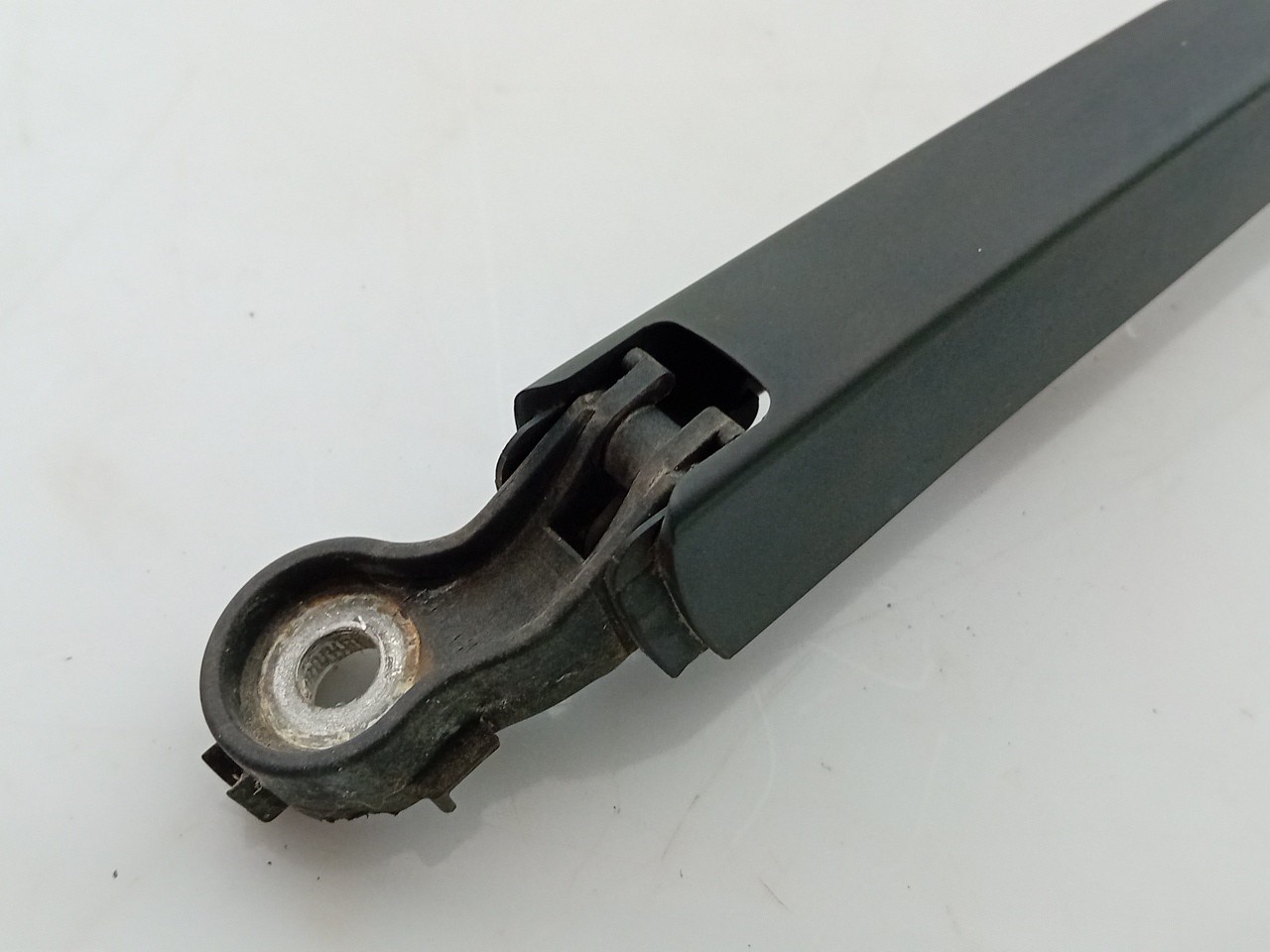 Rear wiper arm VOLKSWAGEN Polo (6R, 6C) Imagem-1