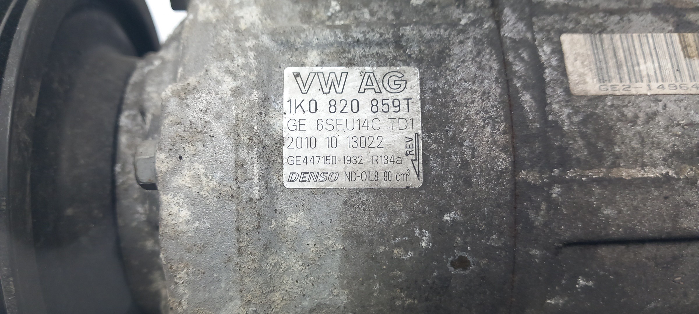 Compresor A/A VOLKSWAGEN Polo (6R, 6C) Imagem-3