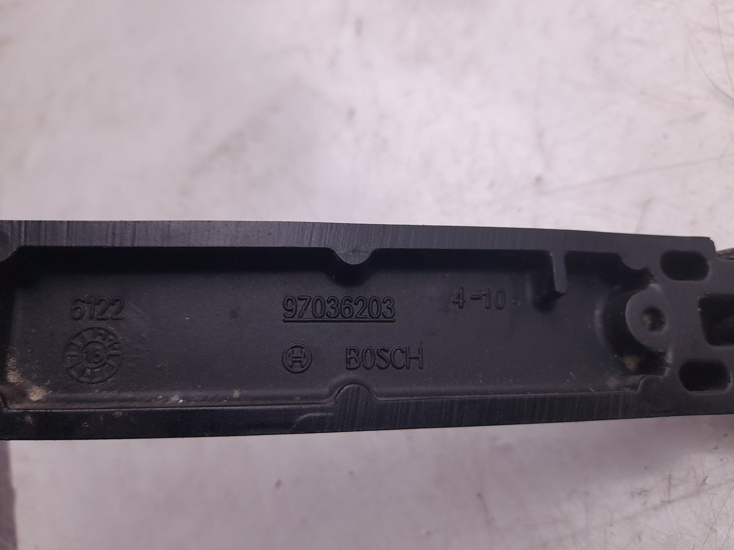 Haste / braço de escova limpa vidros frente esquerda VOLKSWAGEN Golf VII (5G1, BQ1, BE1, BE2) Imagem-2