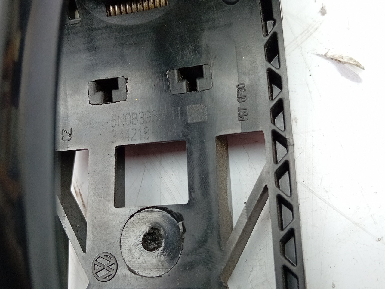 Right front door handle VOLKSWAGEN Golf VII (5G1, BQ1, BE1, BE2) Imagem-2
