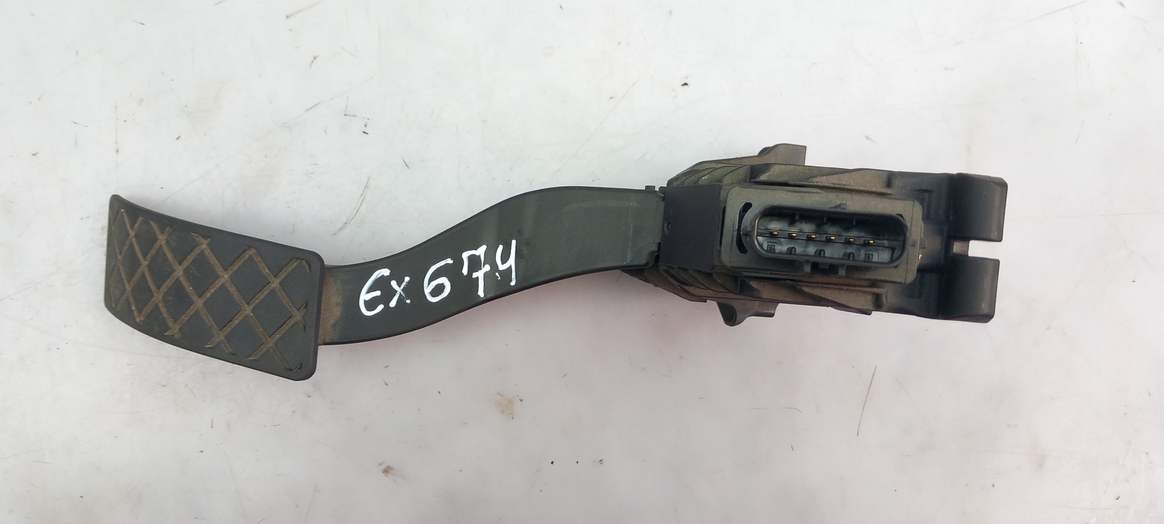 Pedal acelerador VOLKSWAGEN Golf VII (5G1, BQ1, BE1, BE2) Imagem-2