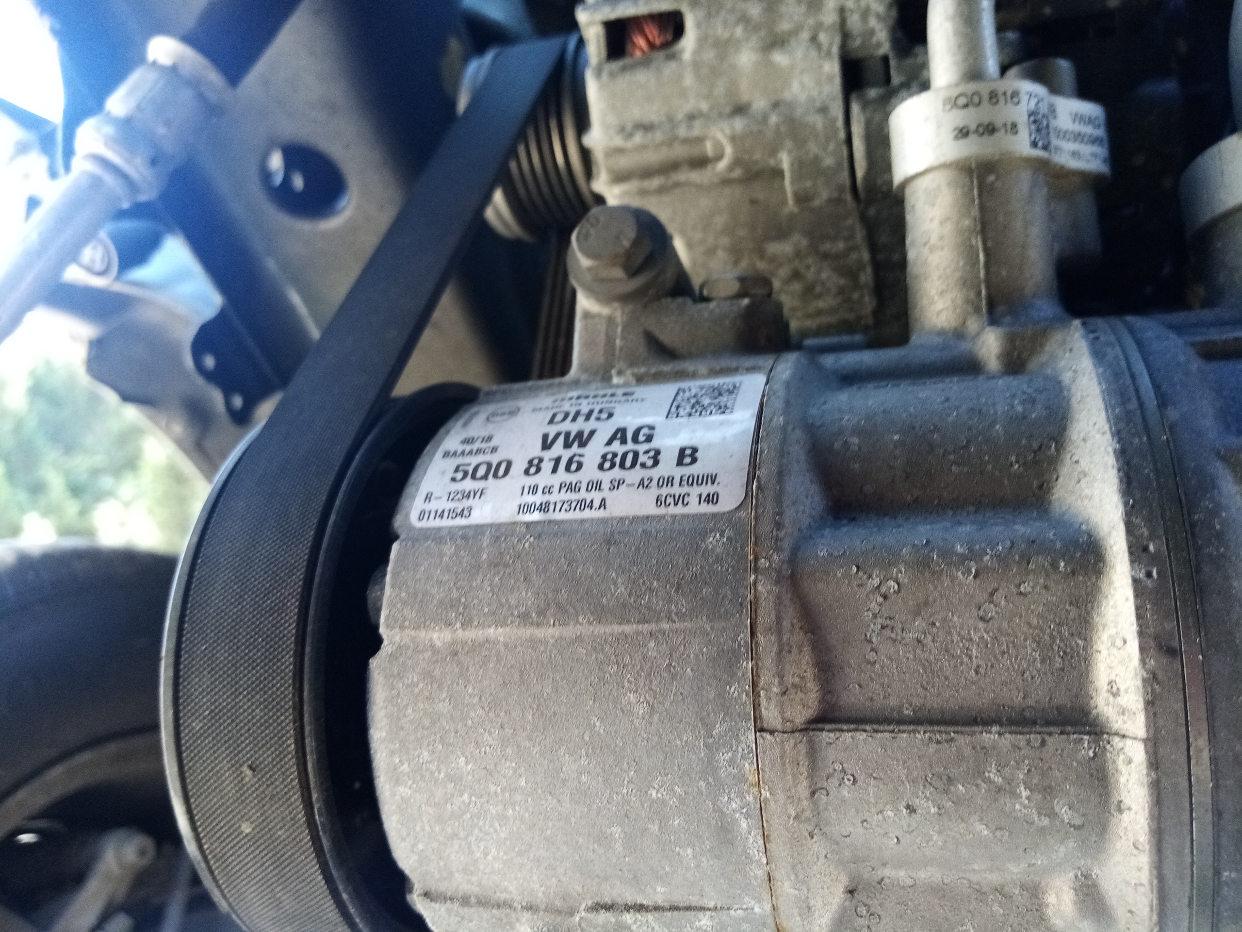 Compressor AC VOLKSWAGEN Golf VII (5G1, BQ1, BE1, BE2) Imagem-1