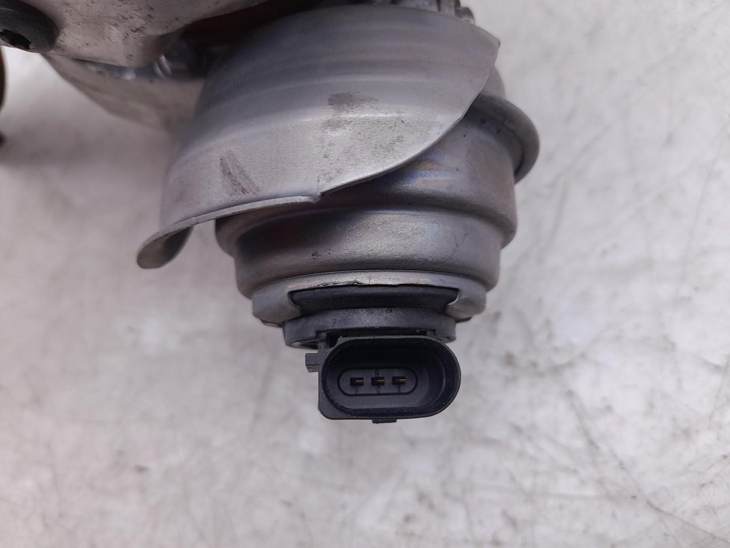 Turbo / compressor VOLKSWAGEN Golf VII (5G1, BQ1, BE1, BE2) Imagem-3