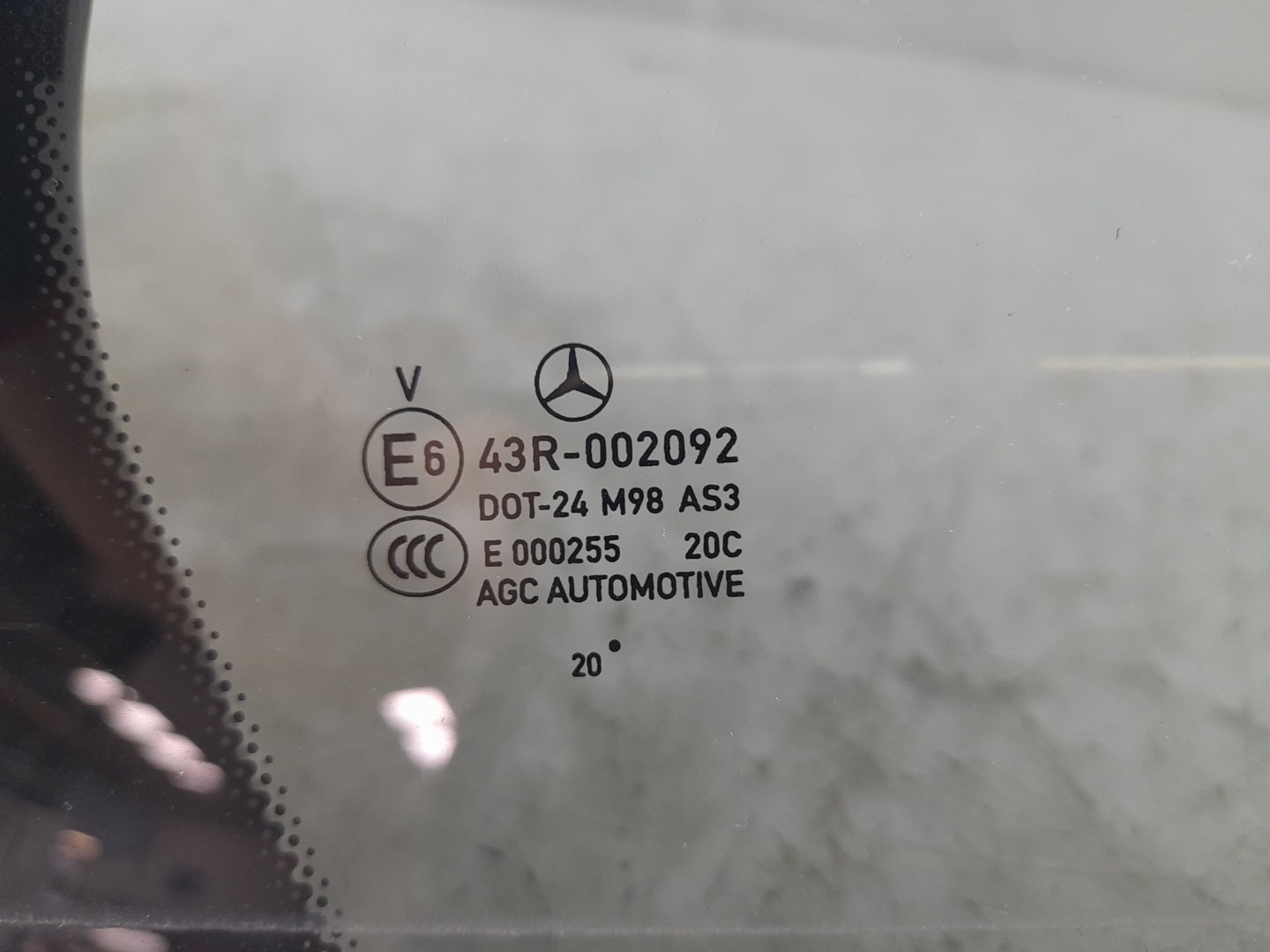 Right rear triangle window MERCEDES-BENZ GLC (X253) Imagem-3