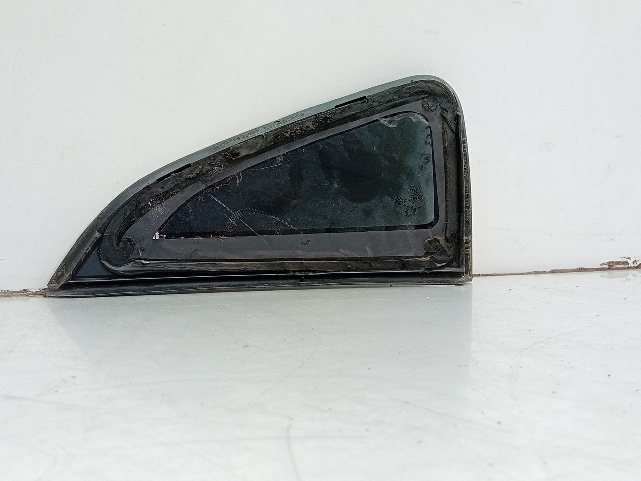 Vitre de custode arrière Droite VOLKSWAGEN Polo (6R, 6C) Imagem-1