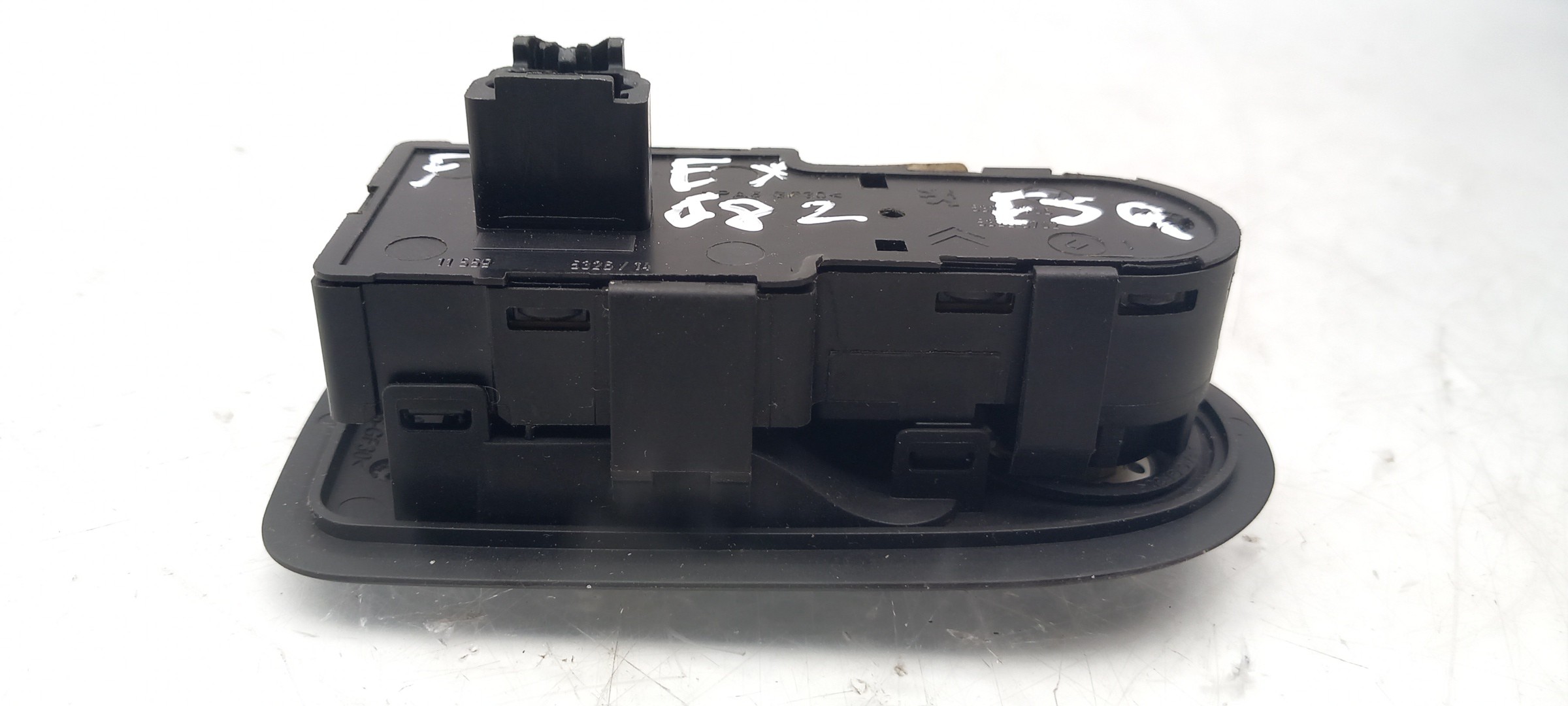 Mando / interruptor elevalunas delantero izquierdo PEUGEOT 407 Coupé (6C_) Imagem-1