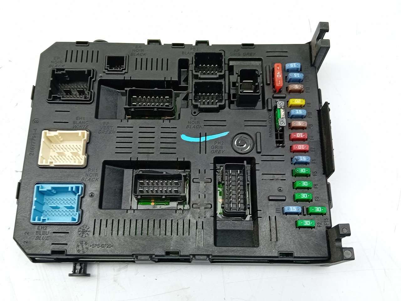 Caja fusibles / SAM / BSI PEUGEOT 407 Coupé (6C_) Imagem-0