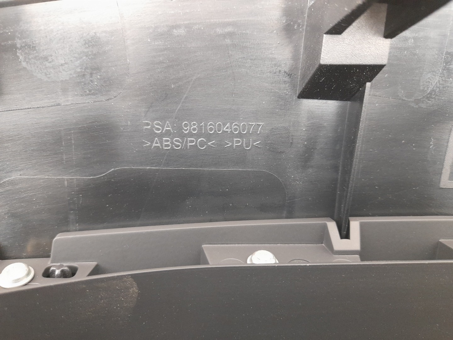 Cornice console centrale / radio / anello PEUGEOT 508 SW II Imagem-2
