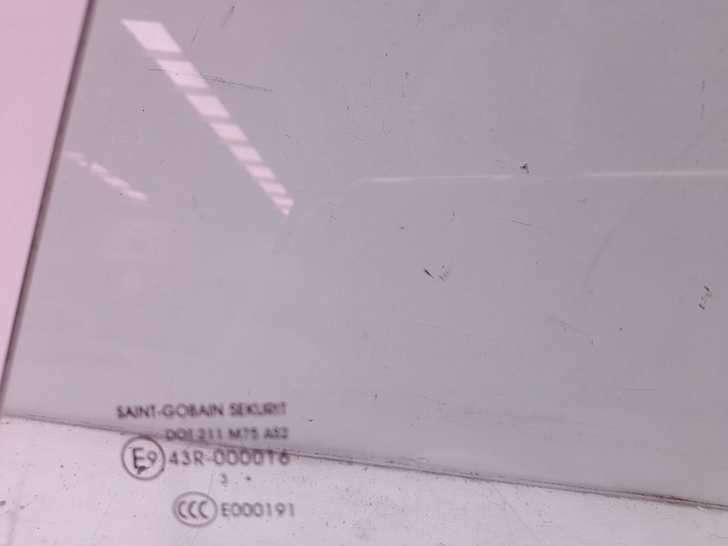 Left front door glass CITROËN Berlingo (B9) Imagem-1