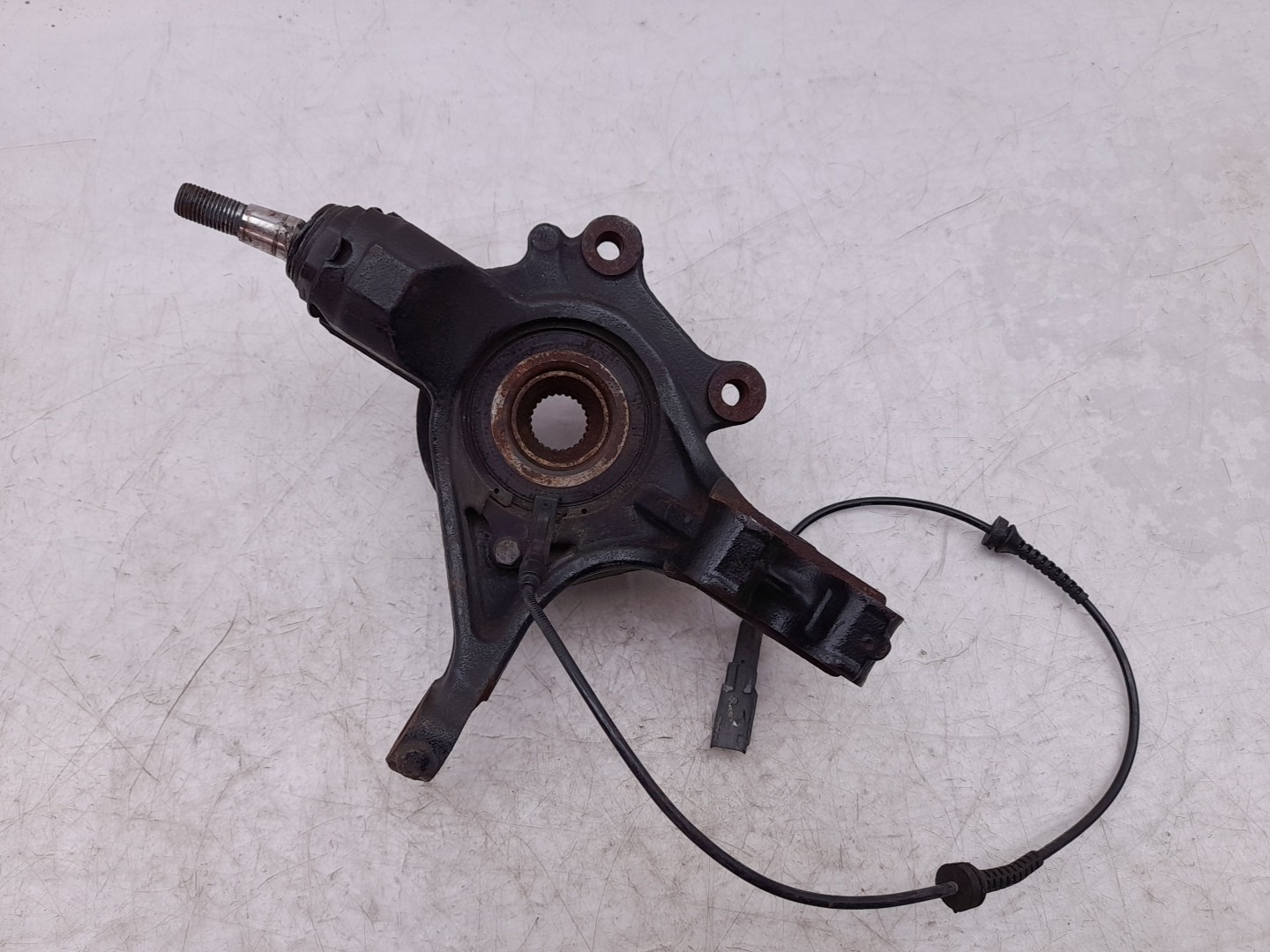 Right front steering knuckle CITROËN C4 II (B7) Imagem-1