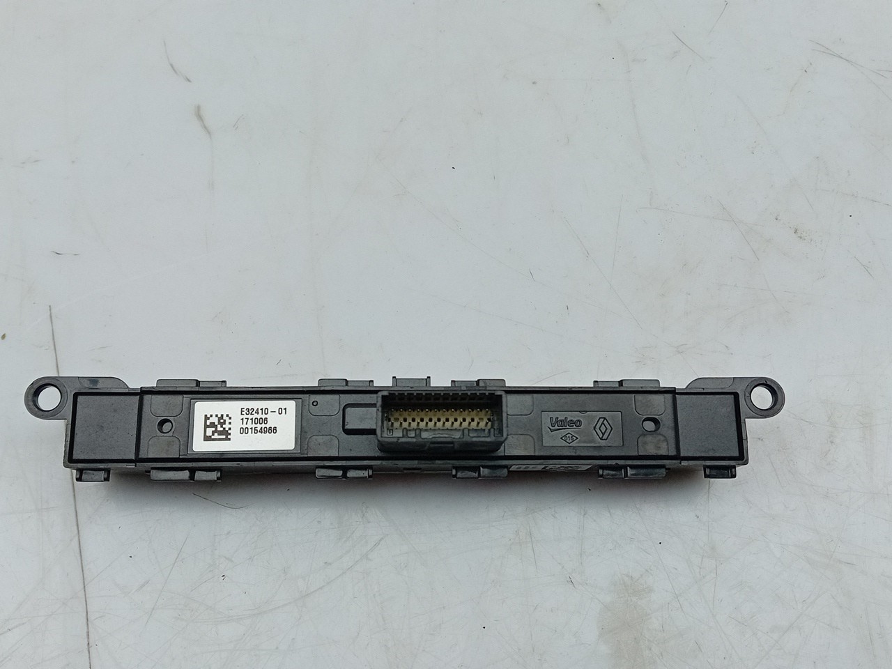 Module générique RENAULT Megane IV (B9A/M_) Imagem-1