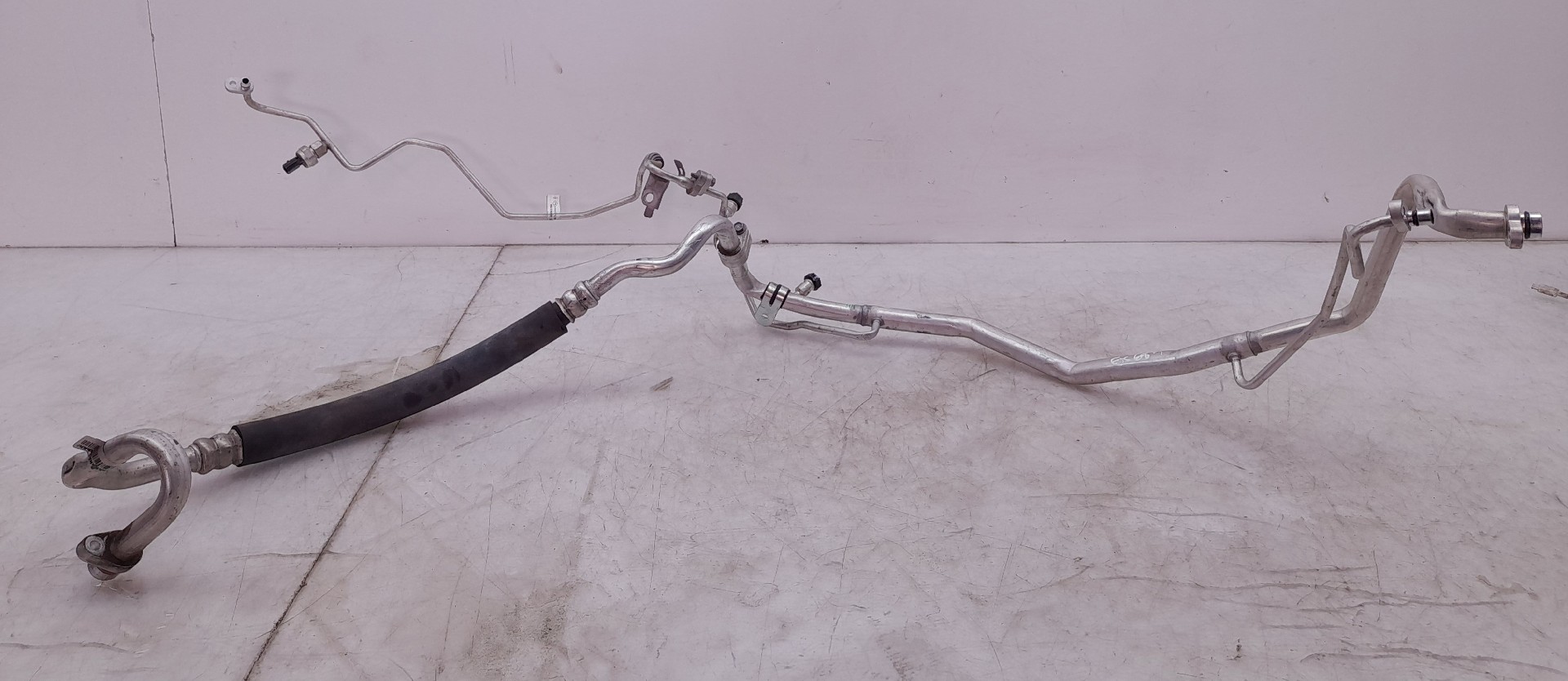 AC pipe RENAULT Kadjar (HA_, HL_) Imagem-1