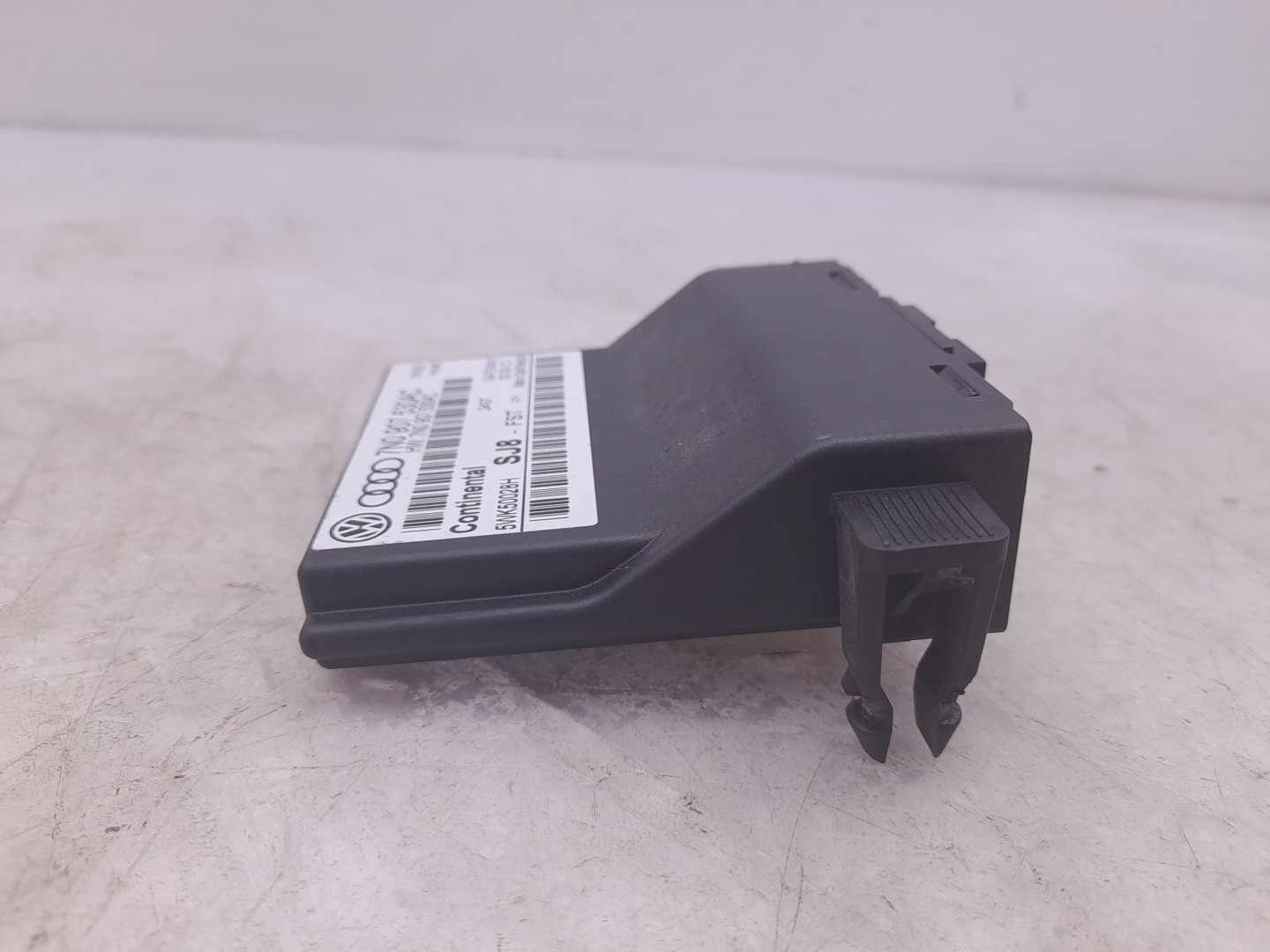 Module générique VOLKSWAGEN Tiguan (5N) Imagem-1