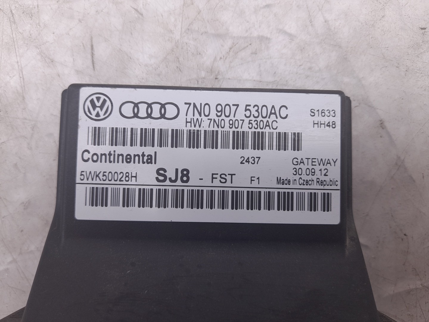 Module générique VOLKSWAGEN Tiguan (5N) Imagem-3