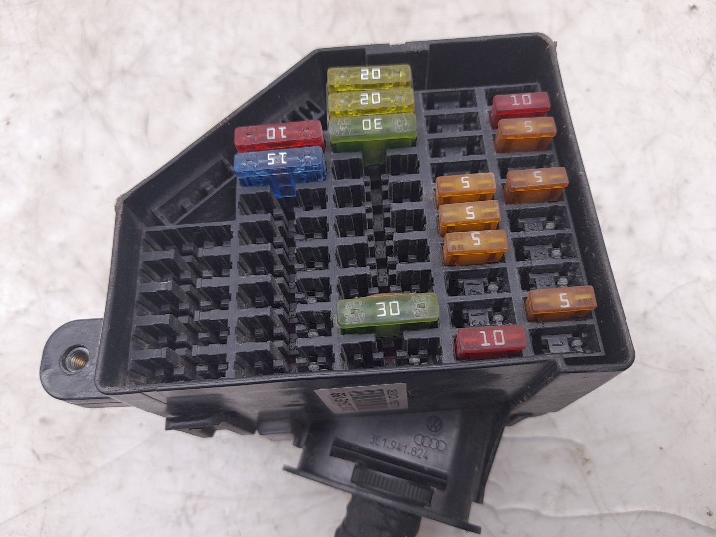 Fuse box / SAM / BSI VOLKSWAGEN Passat (3C2) Imagem-2