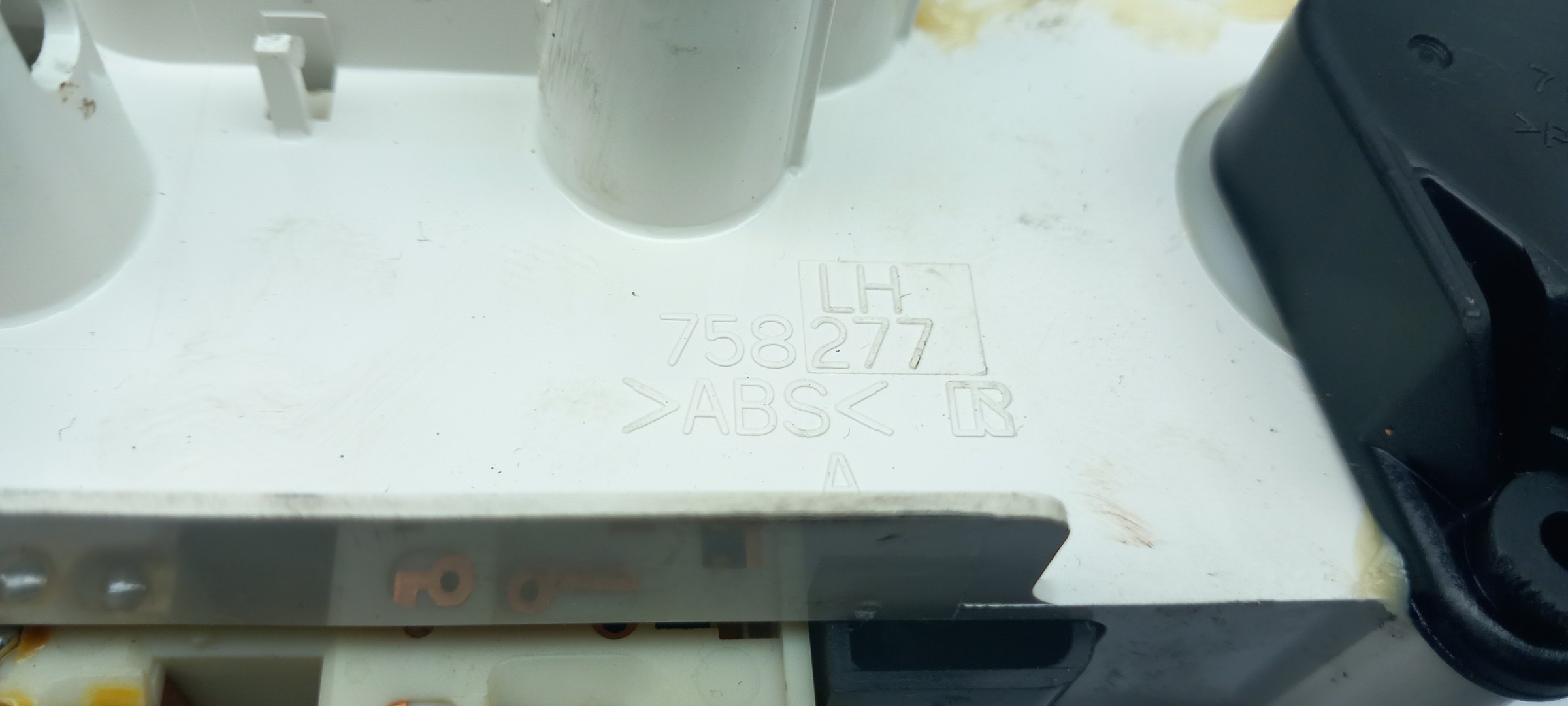 AC switch TOYOTA Yaris (_P1_) Imagem-3