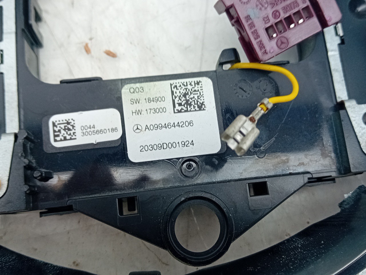 Commandes au volant MERCEDES-BENZ GLC (X253) Imagem-1
