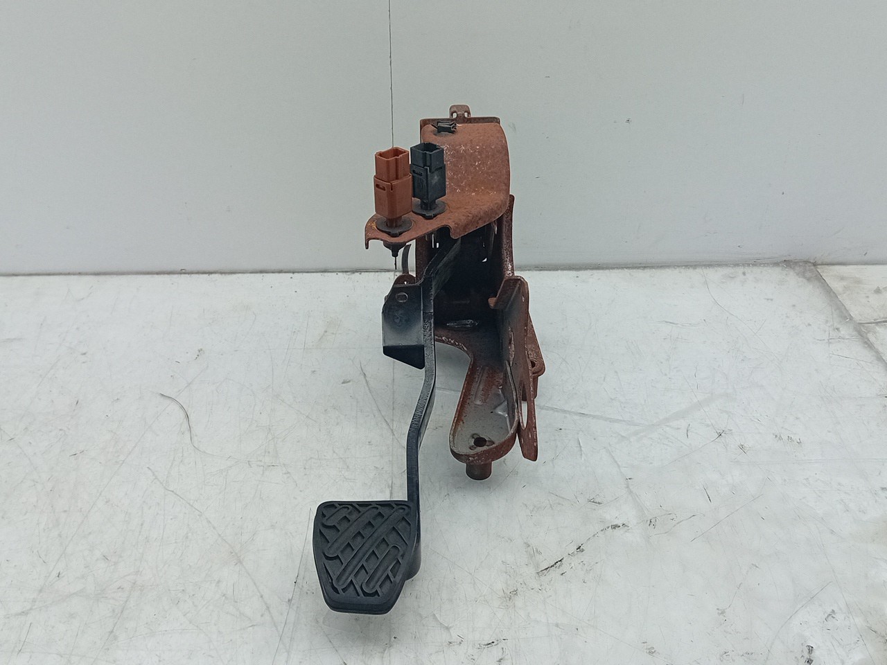 Pedal de freno NISSAN Juke (F15) Imagem-2
