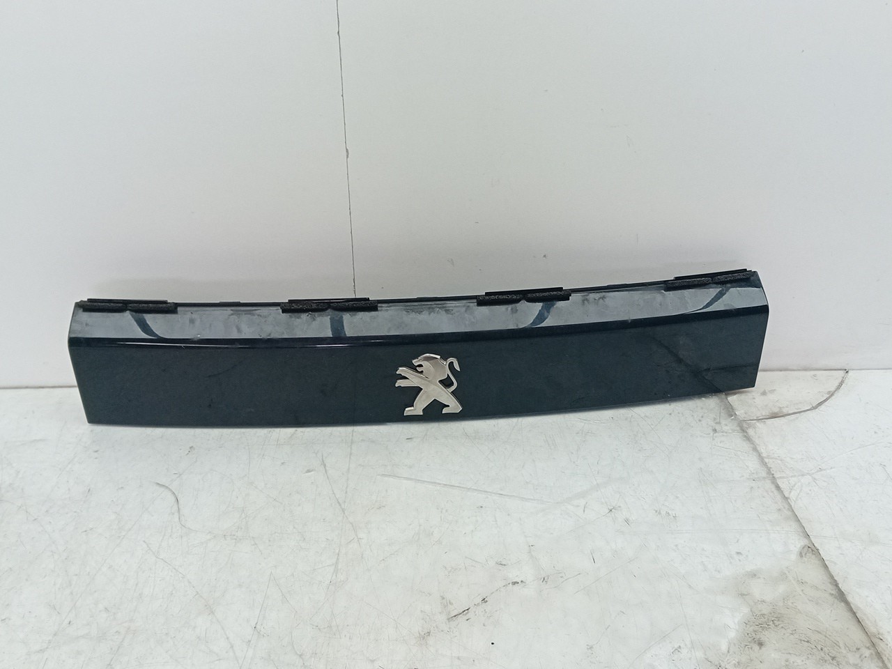 Tailgate handle