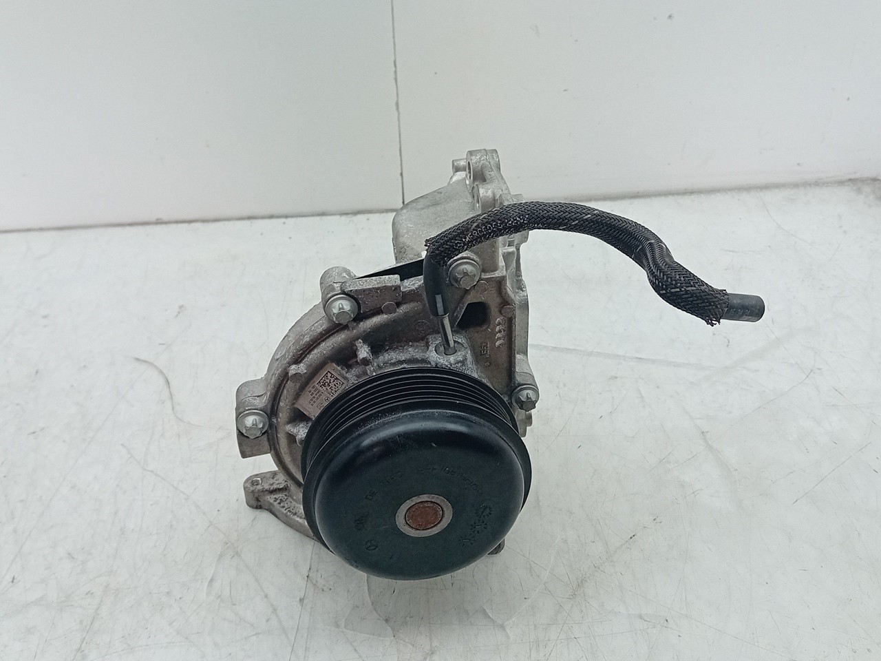 Water pump MERCEDES-BENZ Classe C Coupé (C205) Imagem-2
