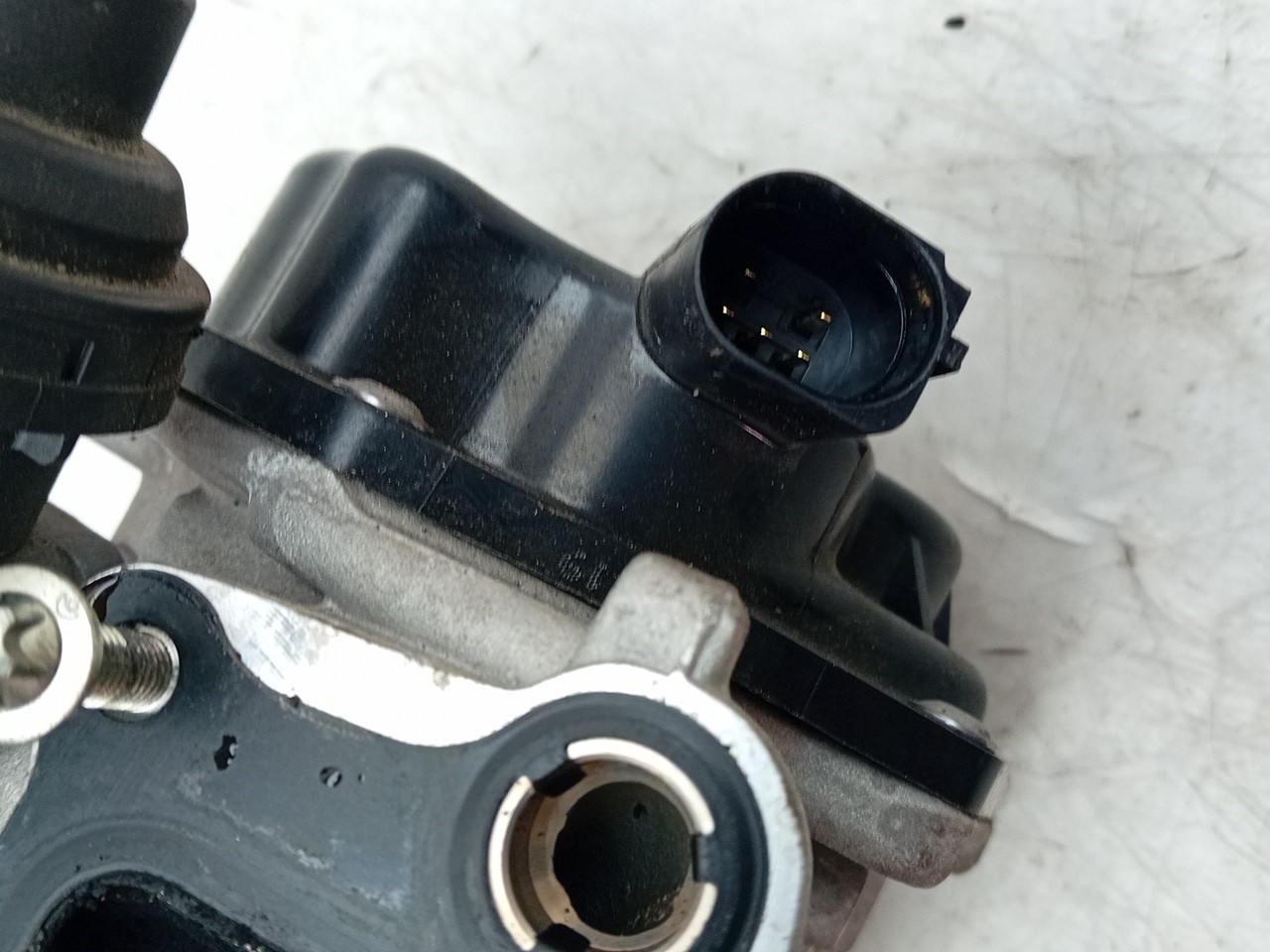 EGR valve AUDI A4 (8K2, B8) Imagem-2