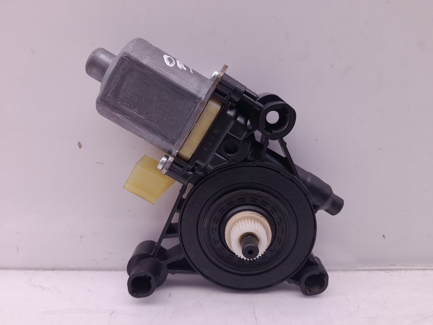 Moteur lève-vitre arrière Droite AUDI A3 Sportback (8VA, 8VF) Imagem-1