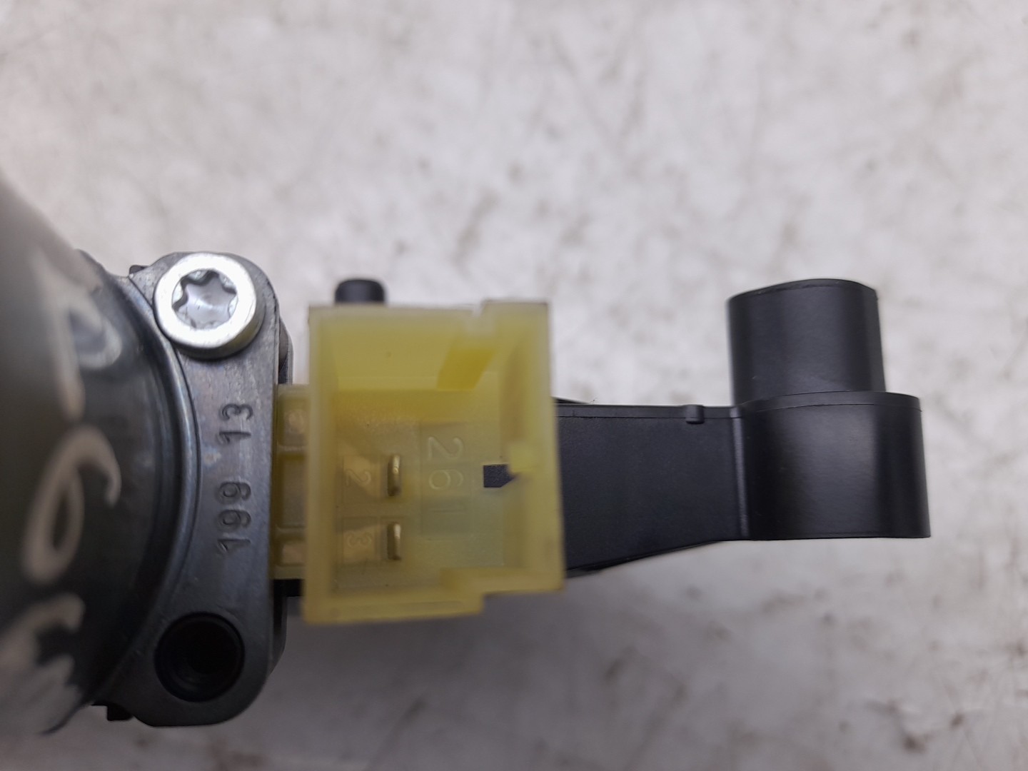 Moteur lève-vitre arrière Droite AUDI A3 Sportback (8VA, 8VF) Imagem-2