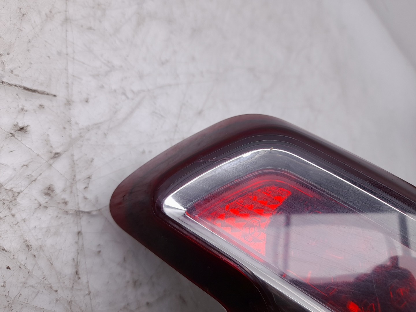 Left Tailgate light  RENAULT Megane III Grandtour (KZ0/1) Imagem-3