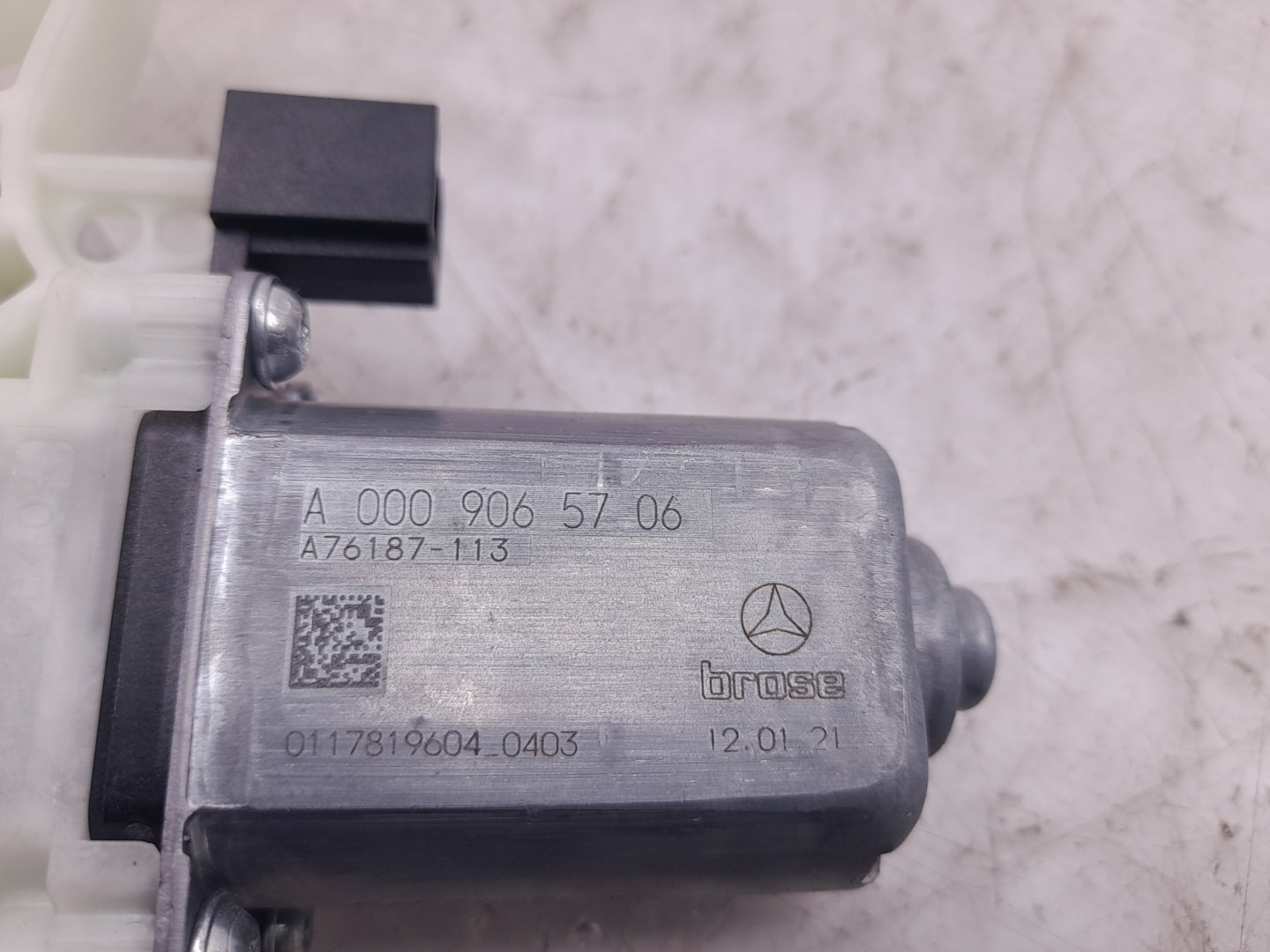 Moteur lève-vitre avant Droite MERCEDES-BENZ GLC (X253) Imagem-3