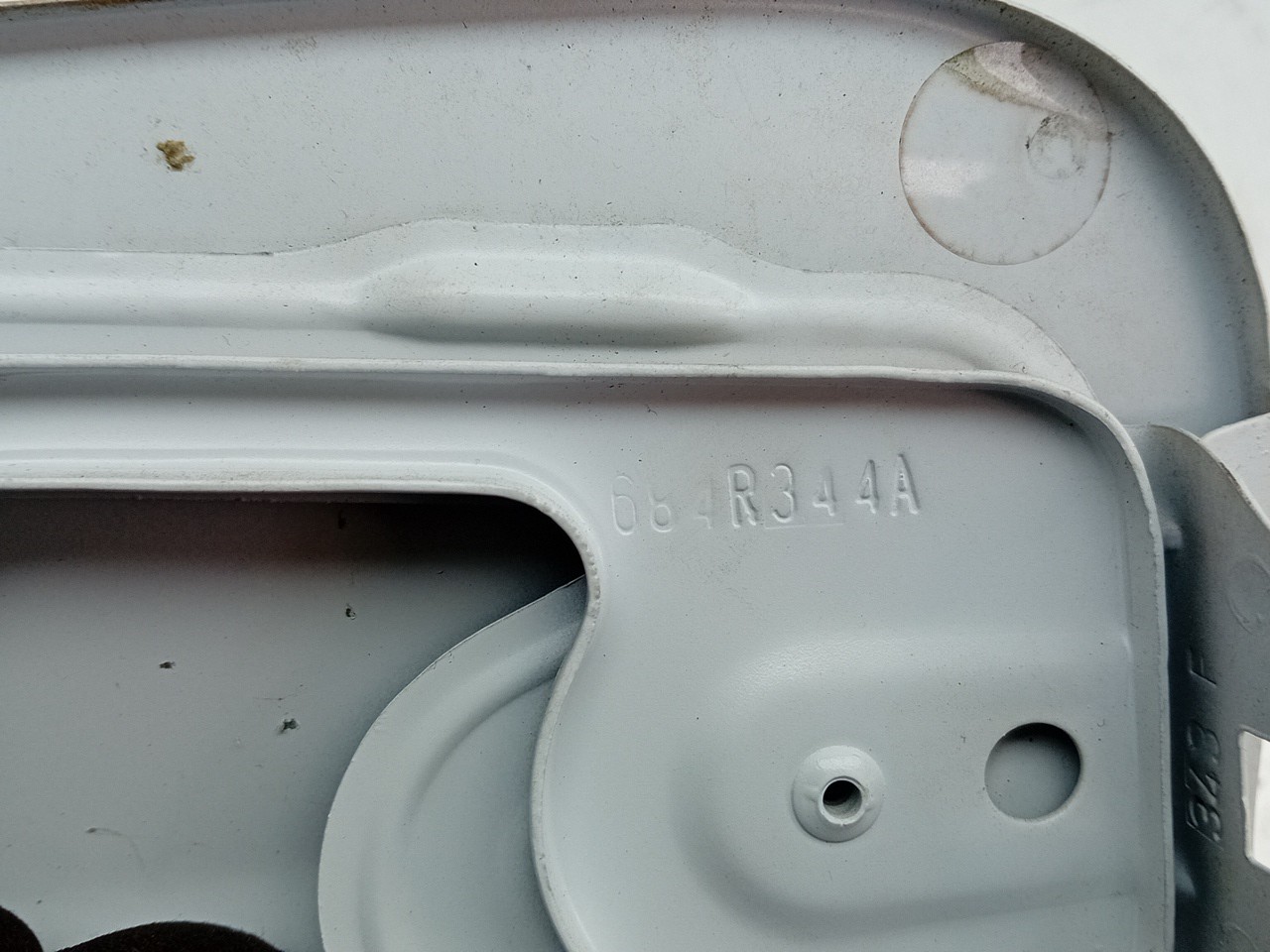 Bouchon/Volet De Trappe De Réservoir à Carburant  DACIA Duster (HS_) Imagem-2