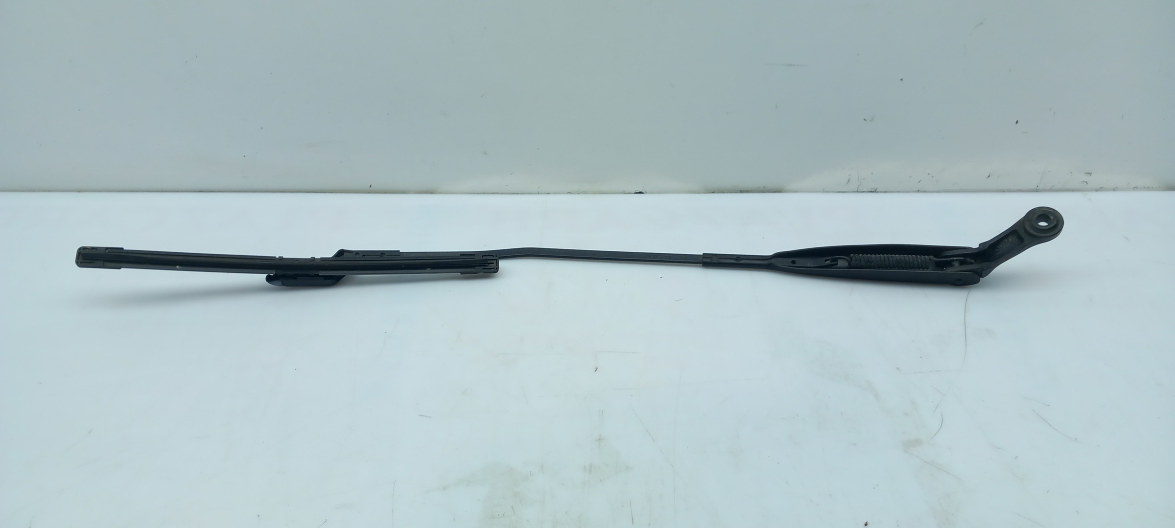 Brazo de limpiaparabrisas delantero derecho FIAT 500 (312_) Imagem-1