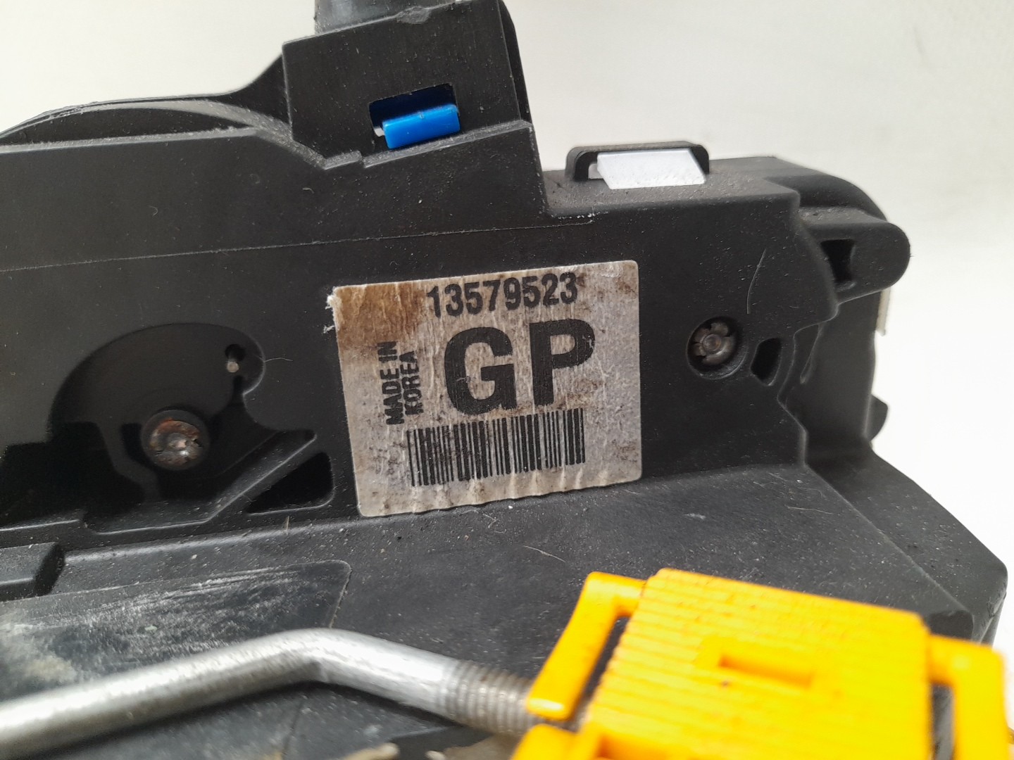 Fechadura / fecho porta frente direito OPEL Astra J Imagem-1