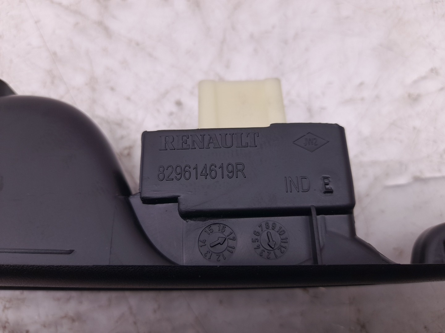Commande / interrupteur lève-vitre Avant gauche RENAULT Captur (J5_) Imagem-3