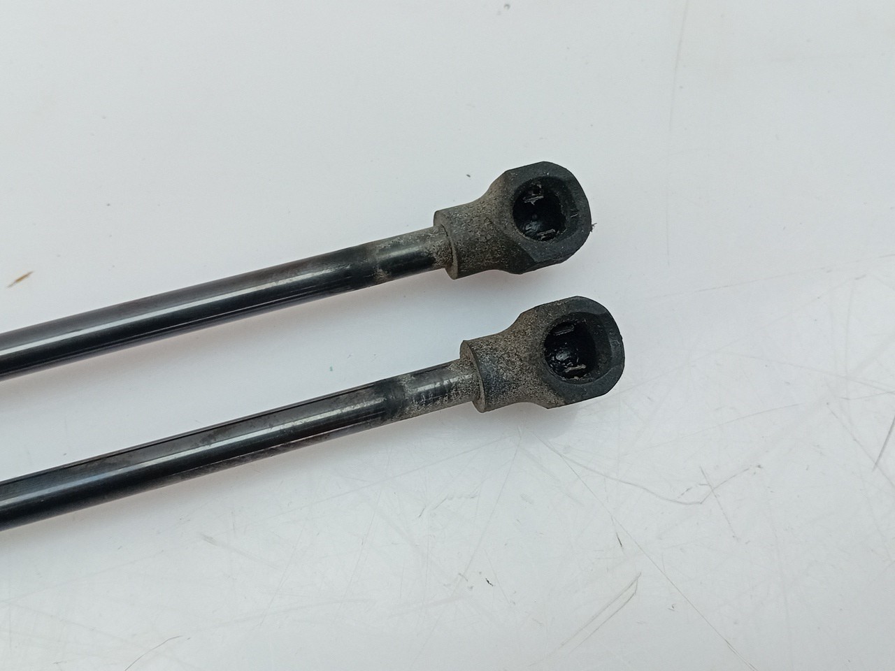 Trunk Shock Absorber PEUGEOT 2008 I (CU_) Imagem-2