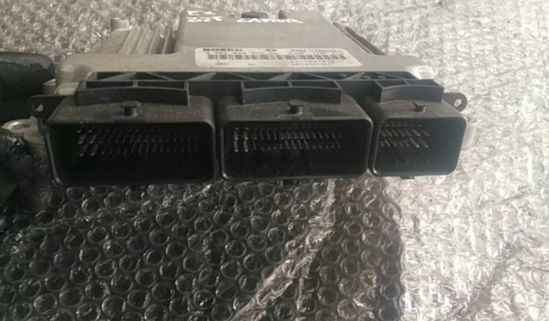Centralita motor / ECU RENAULT Captur (J5_) Imagem-2