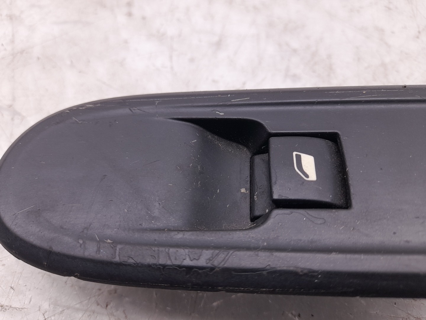 Commande / interrupteur lève-vitre Avant gauche PEUGEOT 508 SW Imagem-3