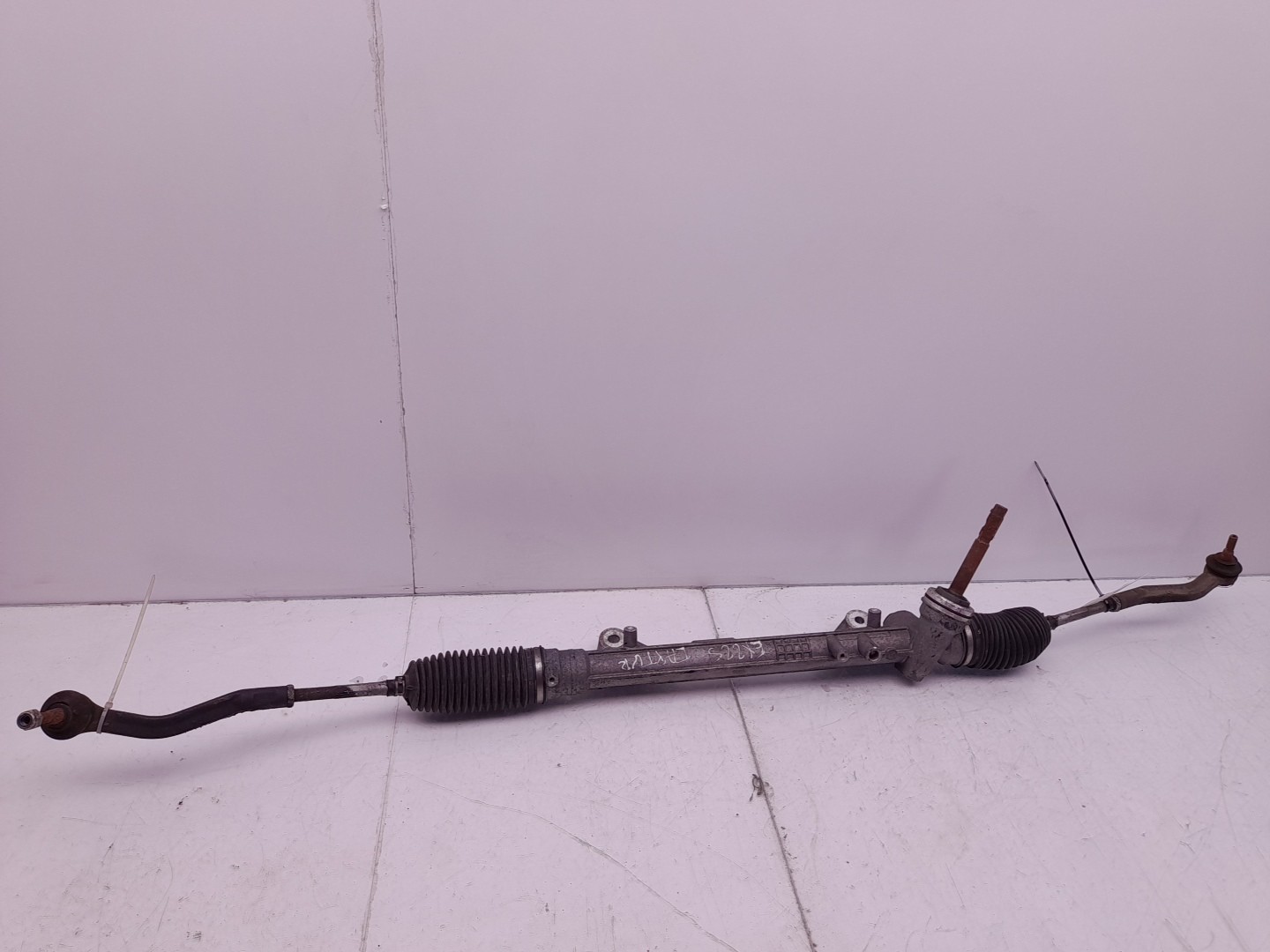 Steering box